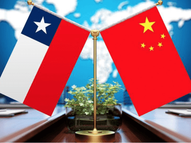 china y chile banderas