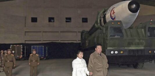 COREA DEL NORTE MISIL