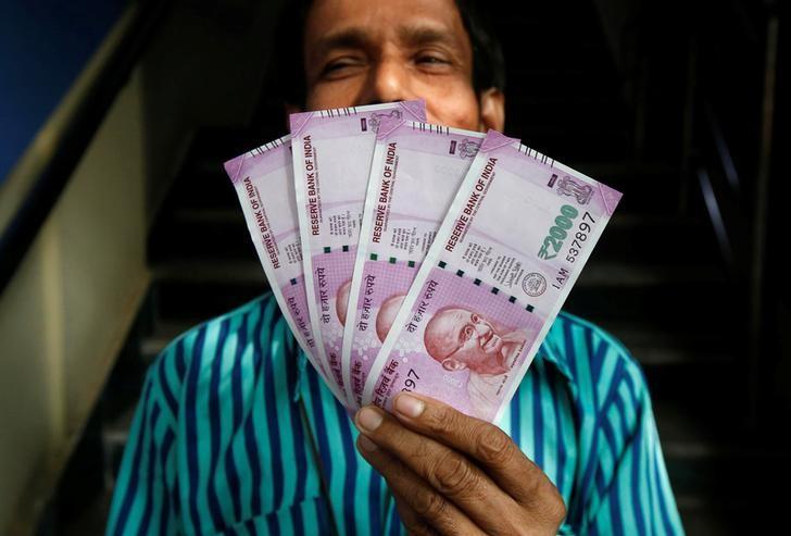 EFECTIVO INDIA