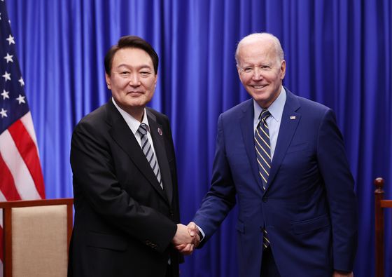 Yoon Biden