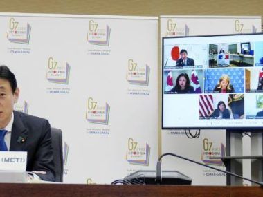 G7