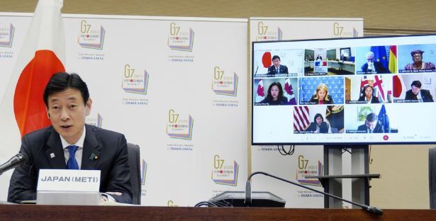 G7