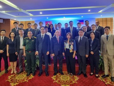 Filipinas y Vietnam