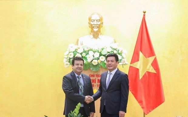 VIETNAM CHILE