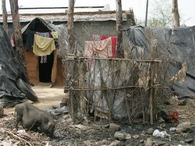POBREZA INDIA