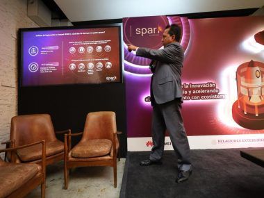 Huawei Spark