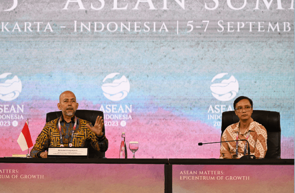 Altos Funcionarios de la ASEAN