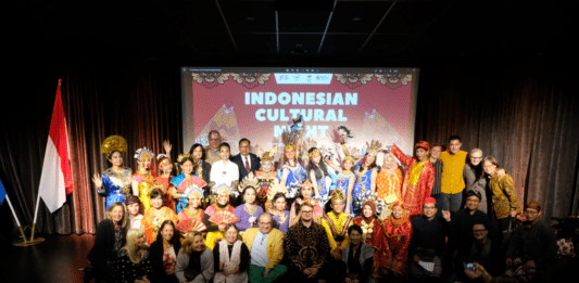 Noche Cultural Indonesia