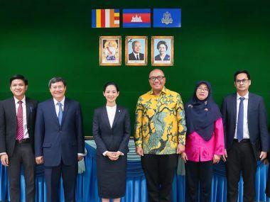 Indonesia y Camboya