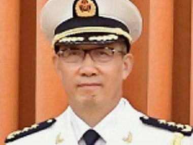 Captura de pantalla de un reportaje en línea de la Televisión Central China (CCTV) que muestra al nuevo ministro de Defensa chino, Dong Jun. (Kyodo)