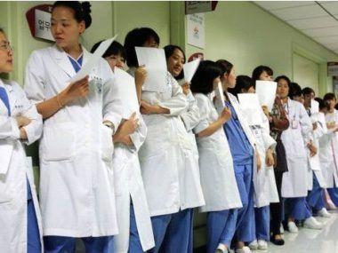 médicos