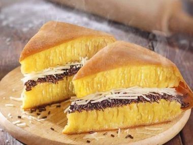 Martabak Manis