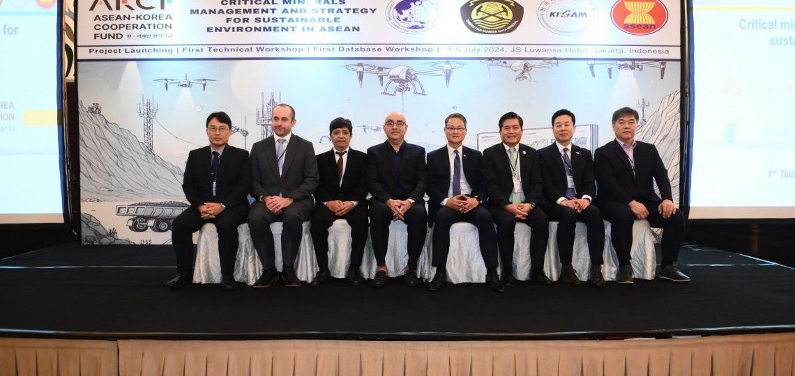 ASEAN-G7