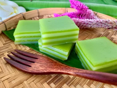 Khanom Chan