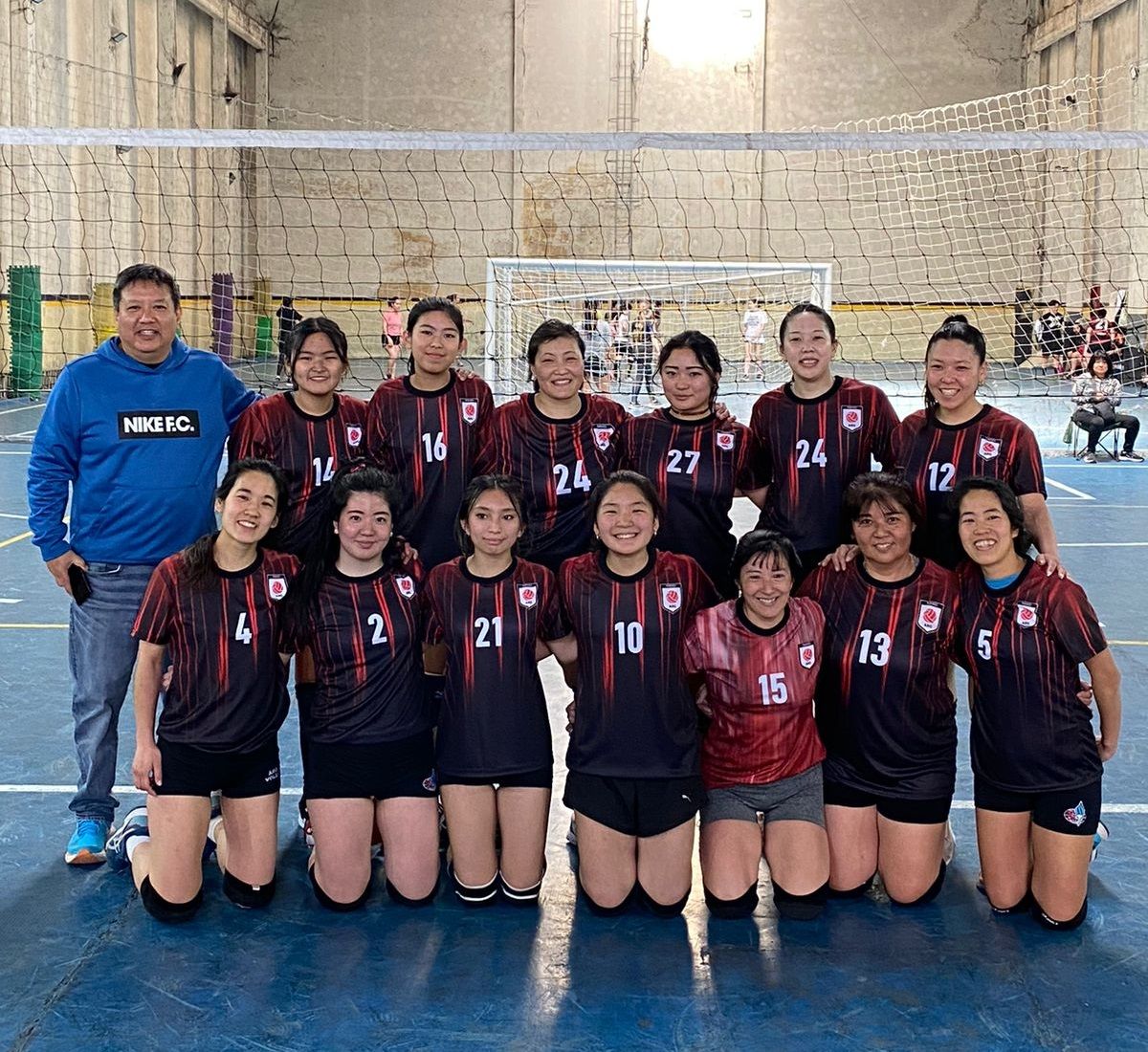 Alejandro Kishima lleva más de 30 años entrenando a equipos de voleibol de la comunidadnikkei y no nikkei (Foto cortesía de Alejandro Kishima).