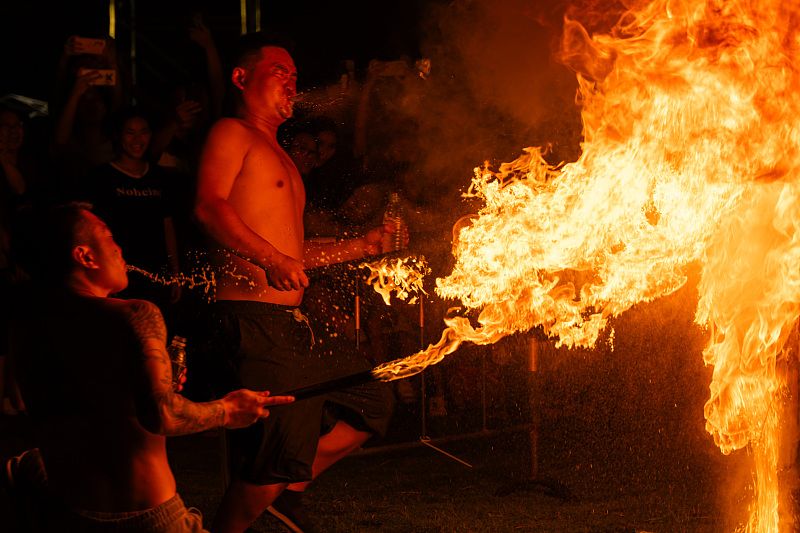 escupir fuego