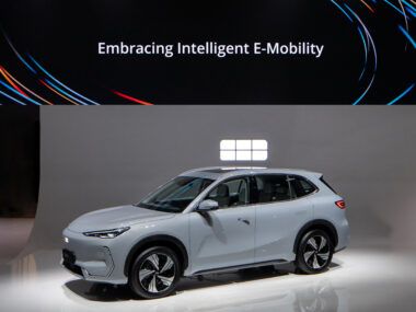 Geely EX5