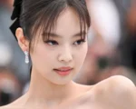 JENNIE