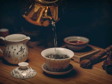 té