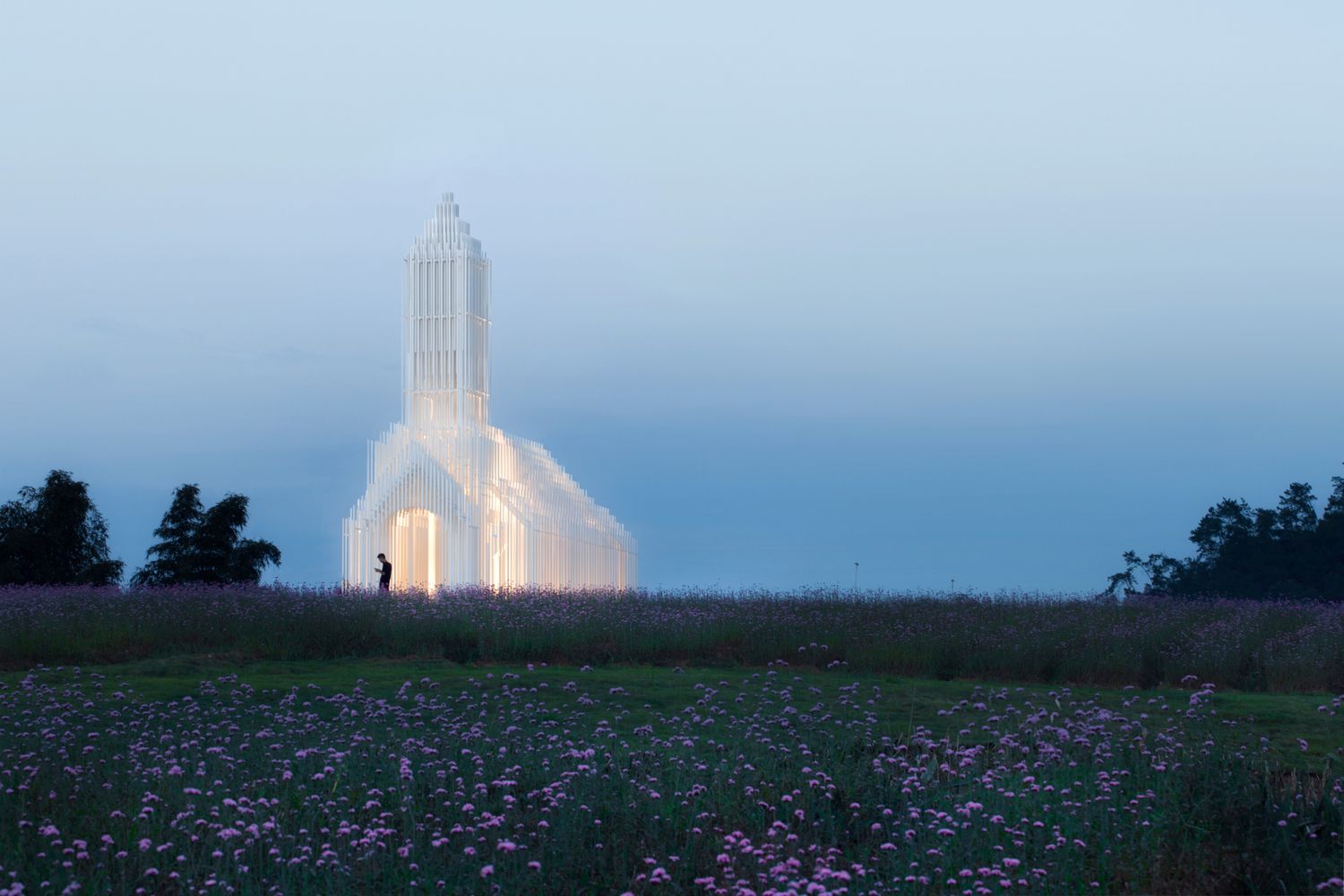 Iglesia sin sombra