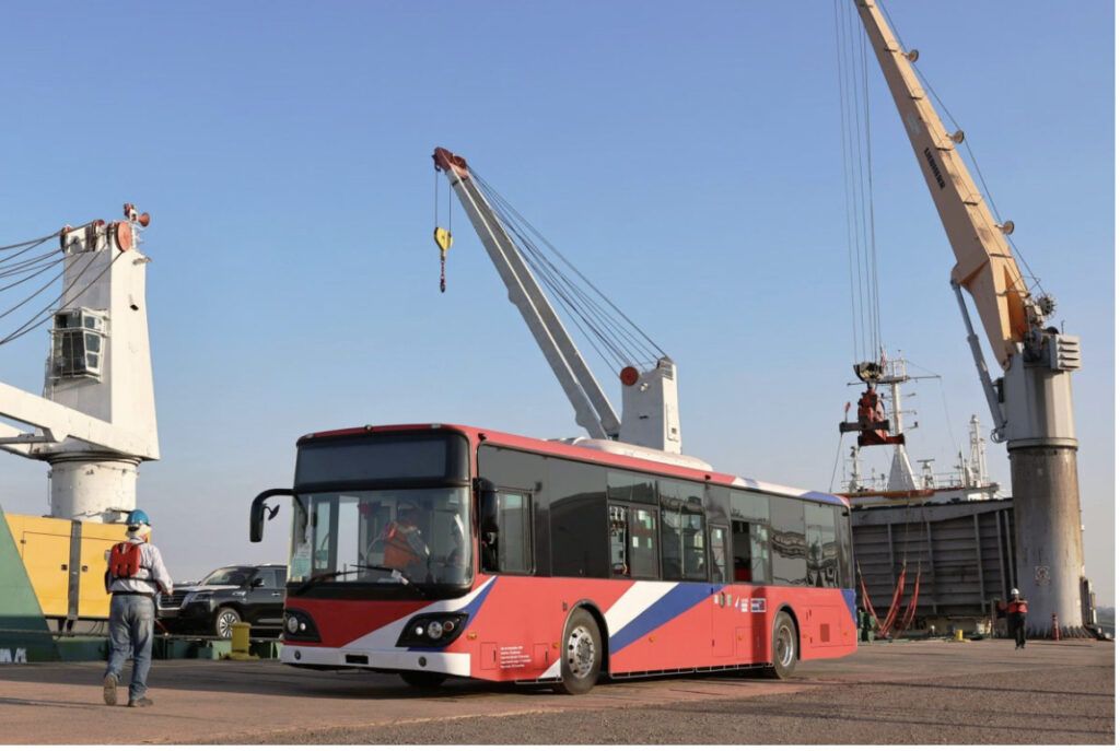 Buses 