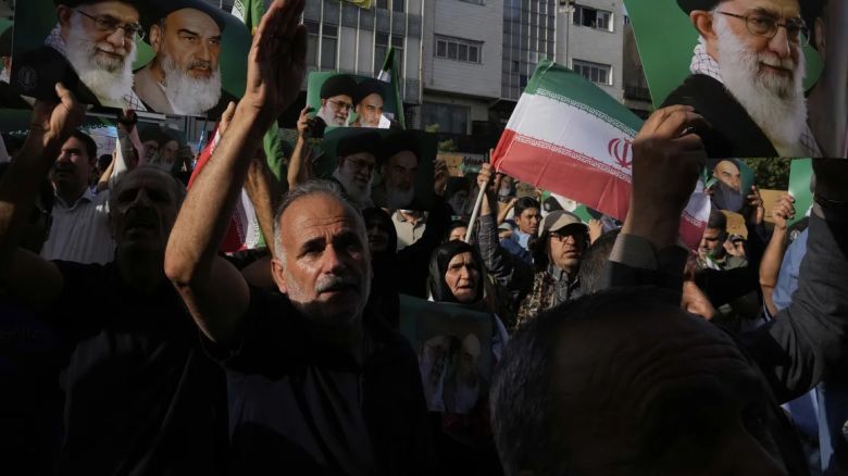 Irán