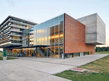 Universidad Siglo 21