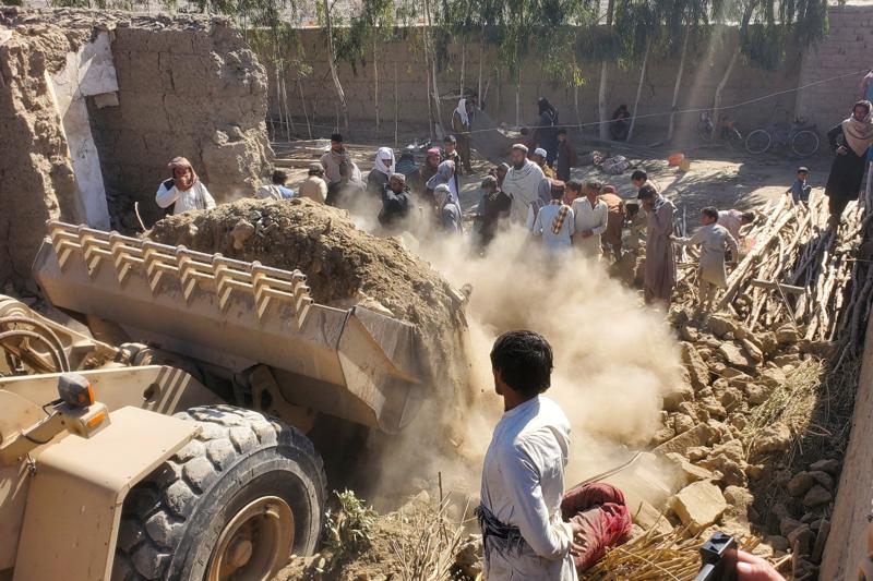 Pakistán y Afganistán intercambiaron disparos este martes a lo largo de su frontera común, en un nuevo episodio de tensión