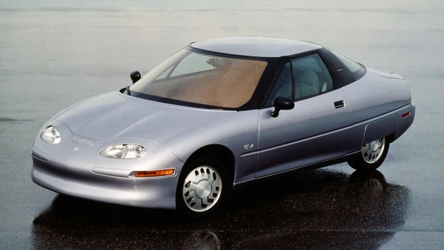 GM EV1 restaurado expuesto en Detroit 2026