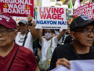 Filipinas Filipinas inició gestiones con Estados Unidos para obtener permisos especiales que le permitan comprar petróleo a países bajo sanciones