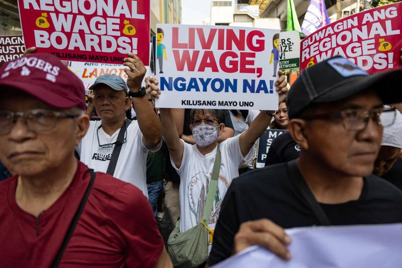 Filipinas Filipinas inició gestiones con Estados Unidos para obtener permisos especiales que le permitan comprar petróleo a países bajo sanciones